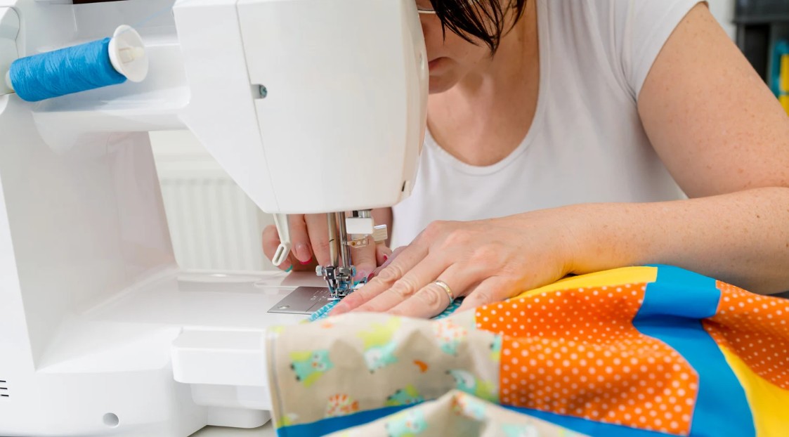 Stitch by Stitch: Your Beginner's Guide to the Wonderful World of Quilting