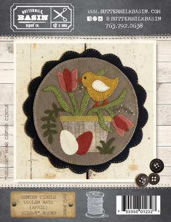 Photo of Buttermilk Basin Pattern in Center Circle Woolen Mats - April - Wool Applique