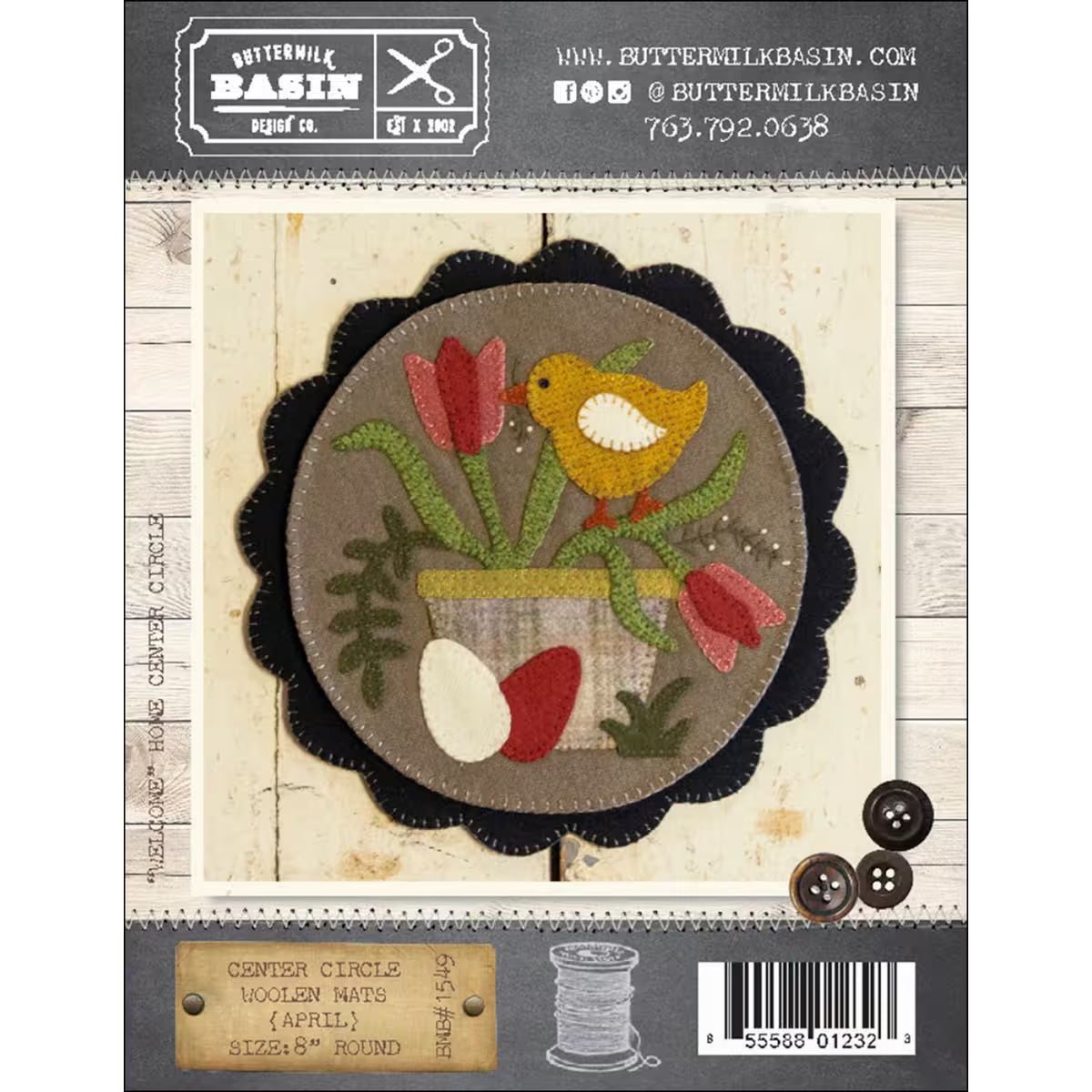 Photo of Buttermilk Basin Pattern in Center Circle Woolen Mats - April - Wool Applique