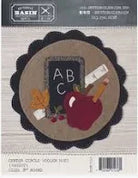 Photo of Buttermilk Basin Pattern in Center Circle Woolen Mats - August - Wool Applique